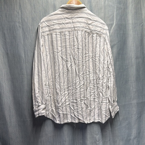 Tahari button up shirt size XXL - Picture 7 of 8